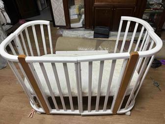 Детская кроватка