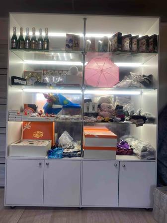 Продам шкаф с подсветкой