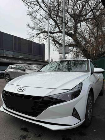 Hyundai Elantra в аренду для юридических лиц
