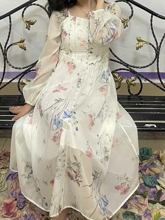 Платья