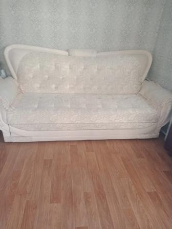 Диван