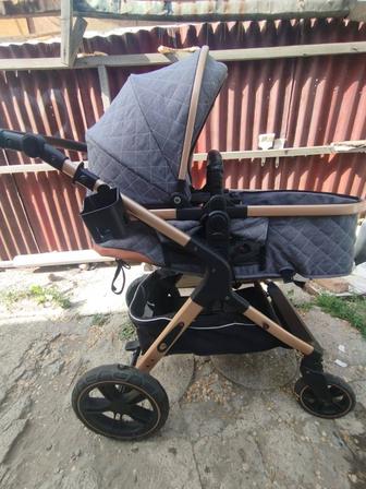 Продам коляску срочно