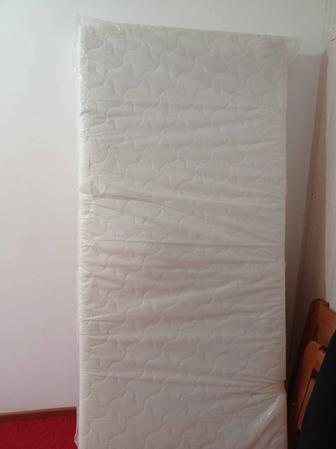 Продается кровать с ортопедическим матрасем