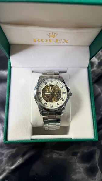 часы механические мужские