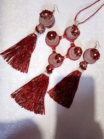 Серьги и колье