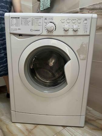 Продам стиральную машинку ( на запчасти )