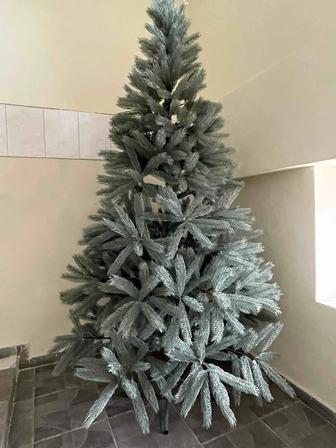 Искусственная ель (литая, без ПВХ), высота 185 см