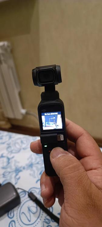 Продам экшен камеру DJI Osmo pocket 1