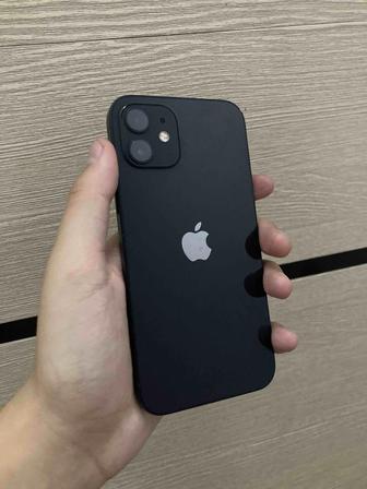 iPhone 12 64gb в отличном состоянии