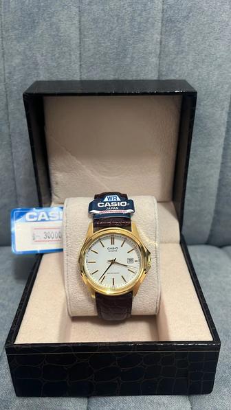 Часы CASIO