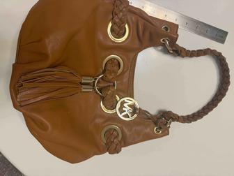 Michael Kors кожаная сумка оригинал, коричневая, золото