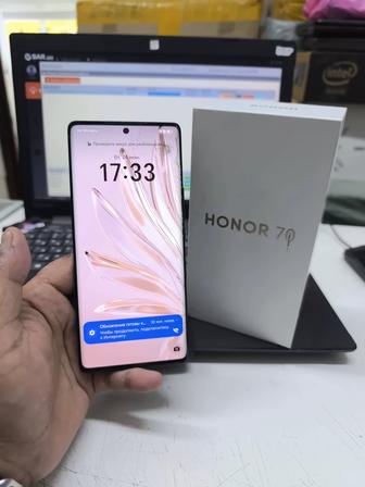Продам мобильный телефон