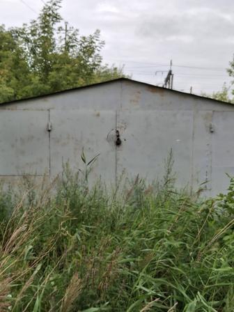 Гаражи