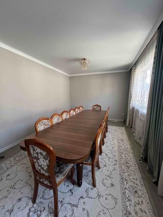 Продам стол и стулья