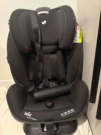 Детское автокресло