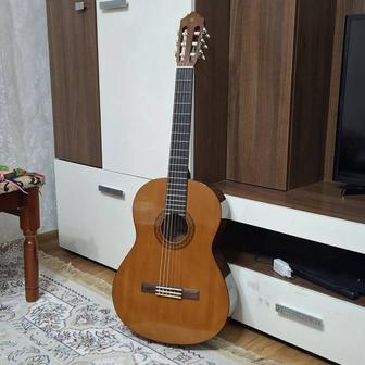 Yamaha c40