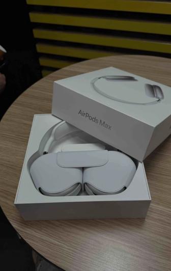 AirPods Max