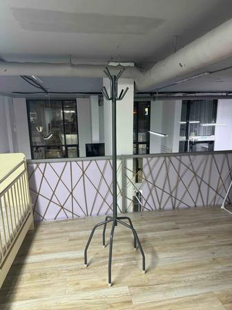 Вешалка для верхней одежды