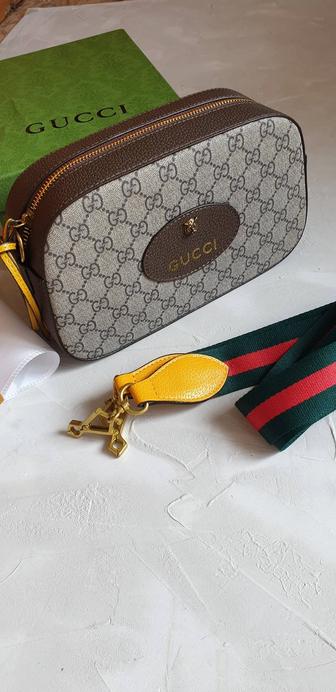 Продам сумку женскую под Gucci