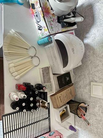 Набор для мастера маникюра Лампа и аппарат