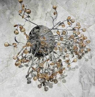 Продам люстру хрустальную