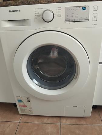 Продам стиральную машину