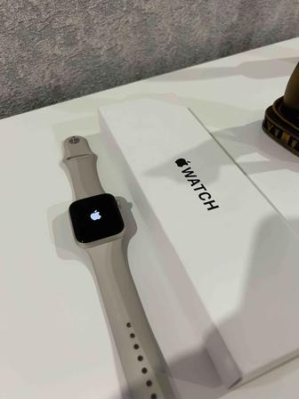 Продам Apple Watch  Gen 2 44мм