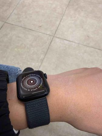 Продам Apple Watch  2 40 mm