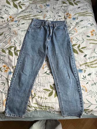 Джинсы Pull Bear