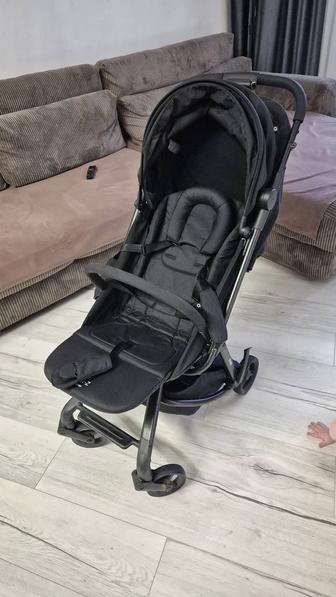 Продам детскую коляску Anex Air-Z (черная)