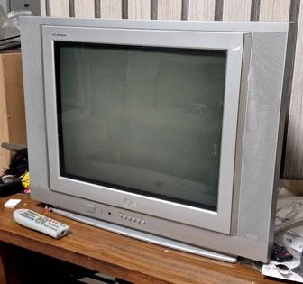 Продам телевизор LG