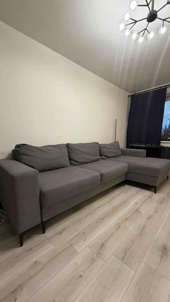 Продам диван 2.90 длина выступающая часть 1,50