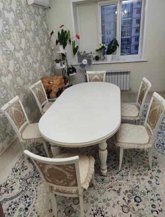 Обеденный стол 6-стульями
