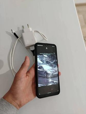 Продаю телефон срочно