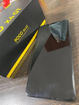 Продам поко х4 gt 256