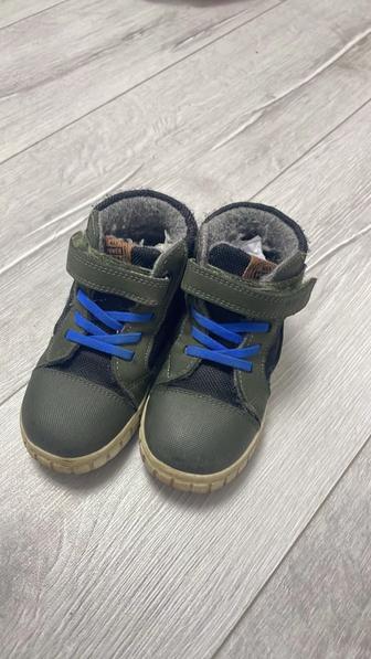 Демисезонные ботинки