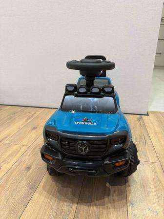 Продам детскую машинку