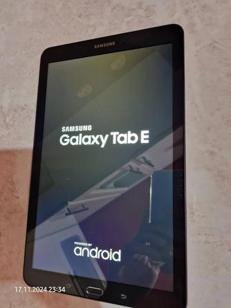 продам планшет samsung tab E