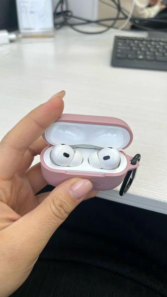 Наушники Apple AirPods Pro 2 with Type-C/Wireless Charging белый