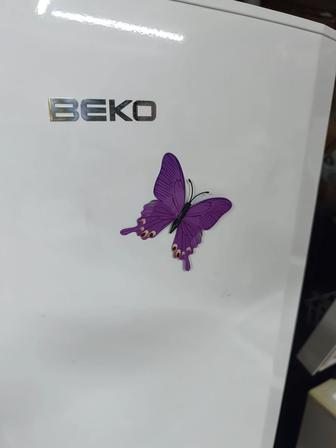 Продаем холодильник