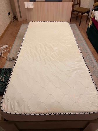 Кровать с матрасами [2 шт.]
200х90см