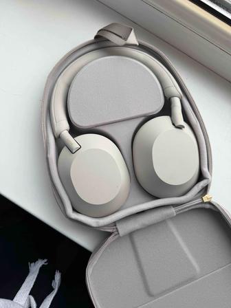 Sony WH-1000XM5 белые