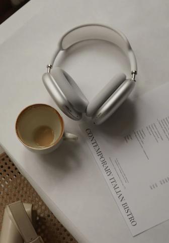 Продам оригинал AirPods Max белые