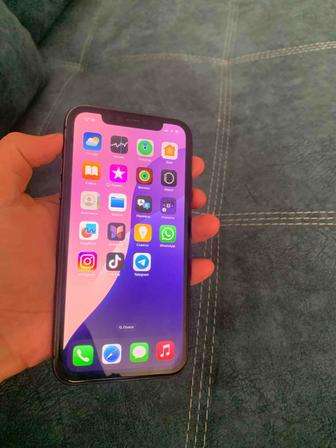 iPhone 11