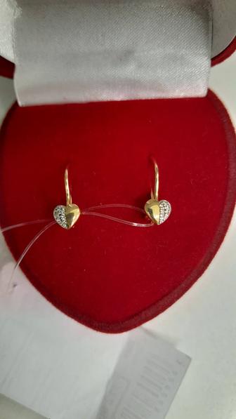 Продам золотые детские серьги