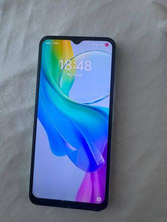Продам телефон Vivo Y03 128 gb
