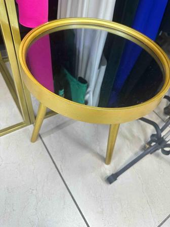 Журнальный столик