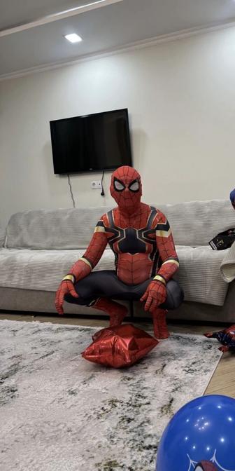 Аренда костюма Человек-паук.