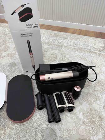 Dyson стайлер