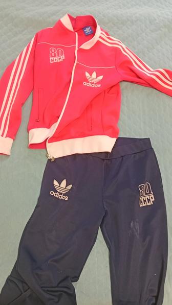 Спортивный костюм